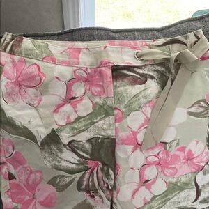 Kenzie Pink Floral Capris
